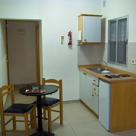 فندق 115 The By Neu Collective Gzira