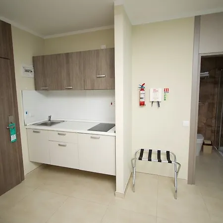 115 The By Neu Collective فندق 3*