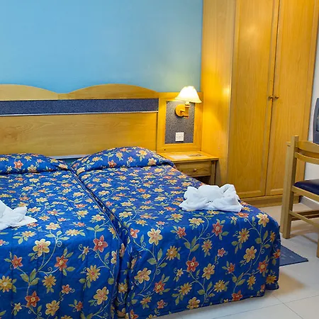 115 The By Neu Collective 3*