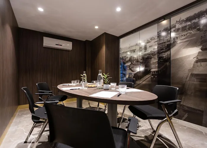 Otel 115 The By Neu Collective