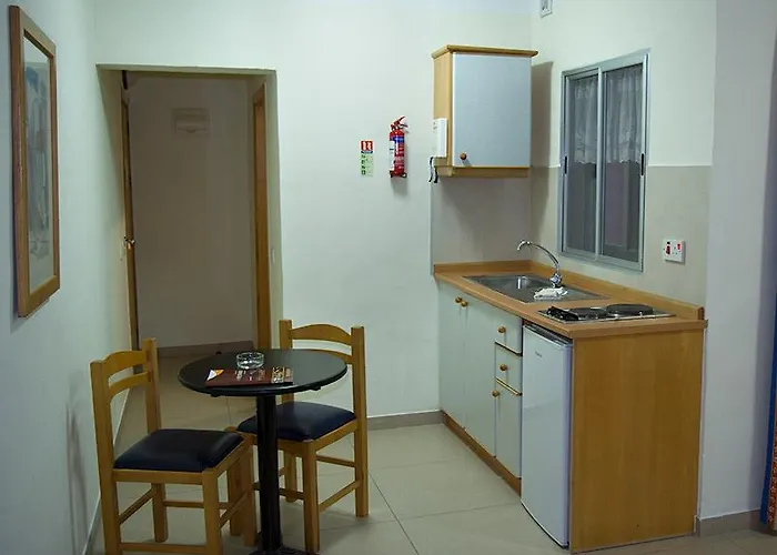 Otel 115 The By Neu Collective Gzira