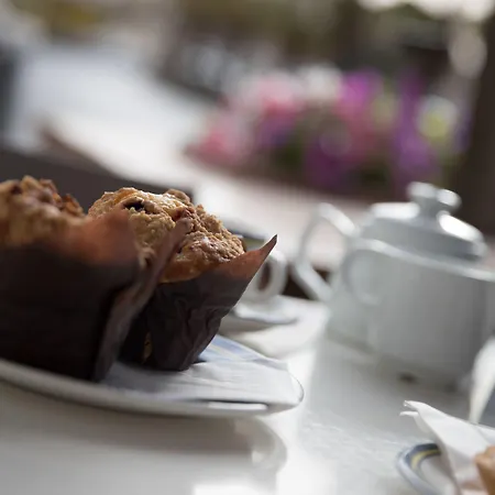 115 The By Neu Collective מלון