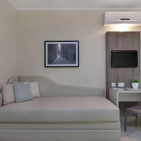 Hotel 115 The By Neu Collective 3*