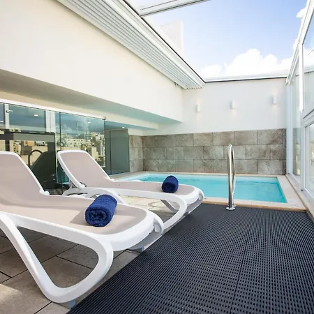 115 The By Neu Collective מלון