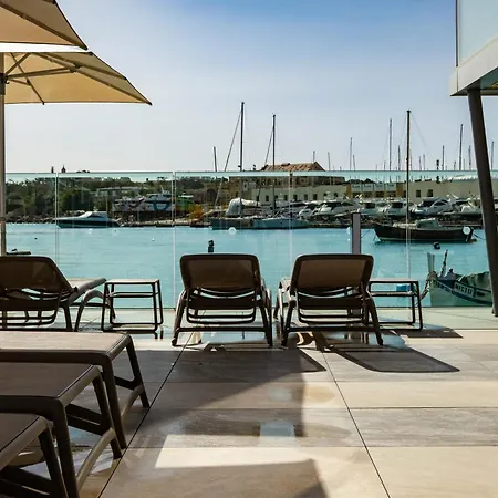 115 The By Neu Collective Hotel 3*