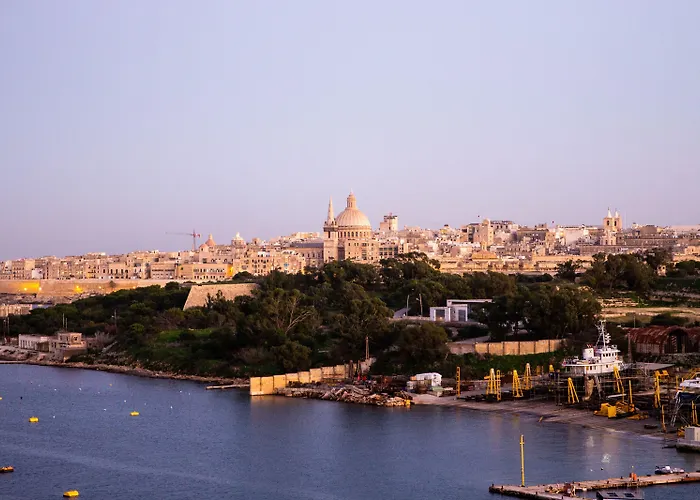 115 The By Neu Collective Hotel Gzira