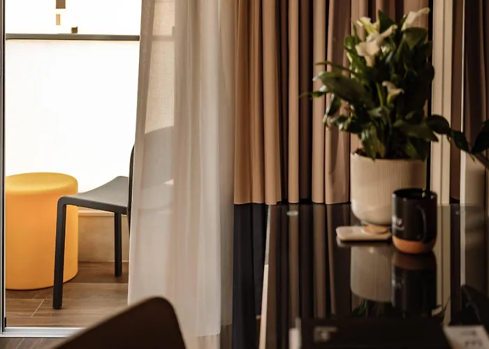 115 The By Neu Collective 3*